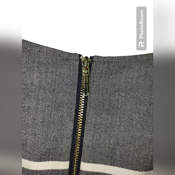 Tommy Hilfiger gray white dress striped sleeveless V neck fully lined size 8 - Picture 7 of 11